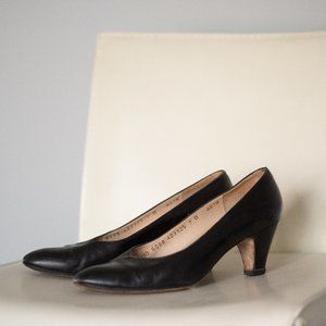 Salvatore Ferragamo low heels *vintage